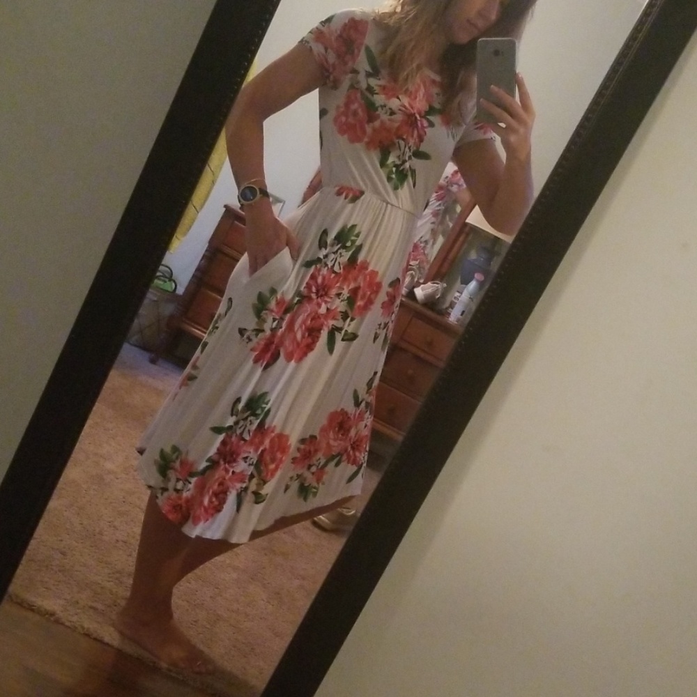FLORAL COTTON DRESS